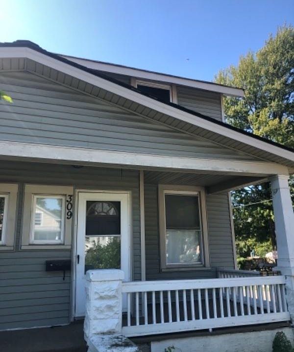 1st image of 309 E River St