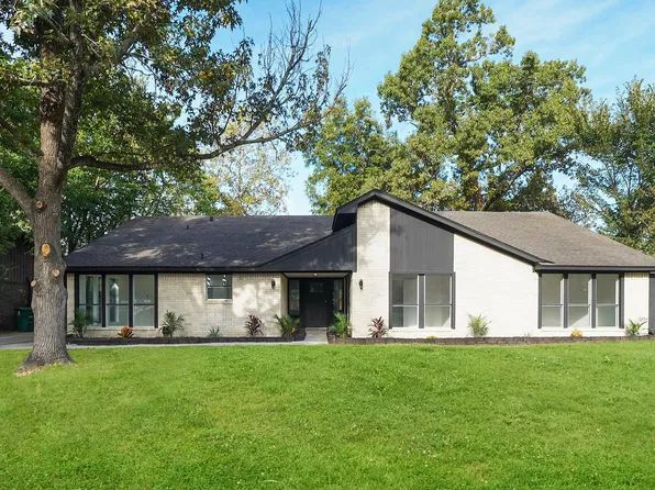 1519 Burning Tree Rd, Humble, TX 77339