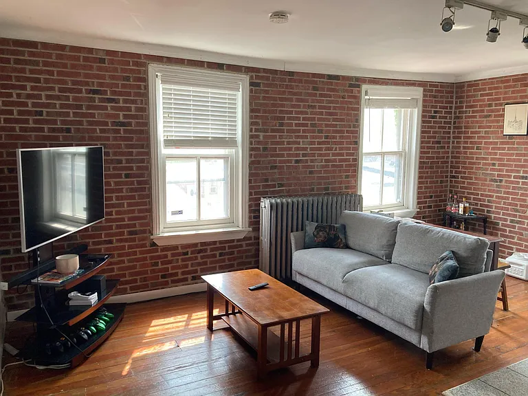 186 Green Ln #3 — Photo 7