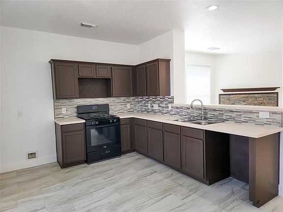 4th image of 7518 Oakwood Canyon Dr