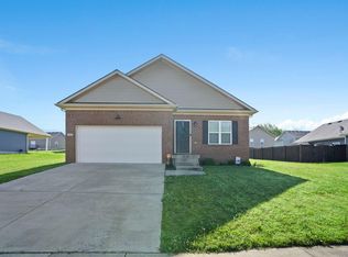 145 Paul Revere Dr, Georgetown, KY 40324