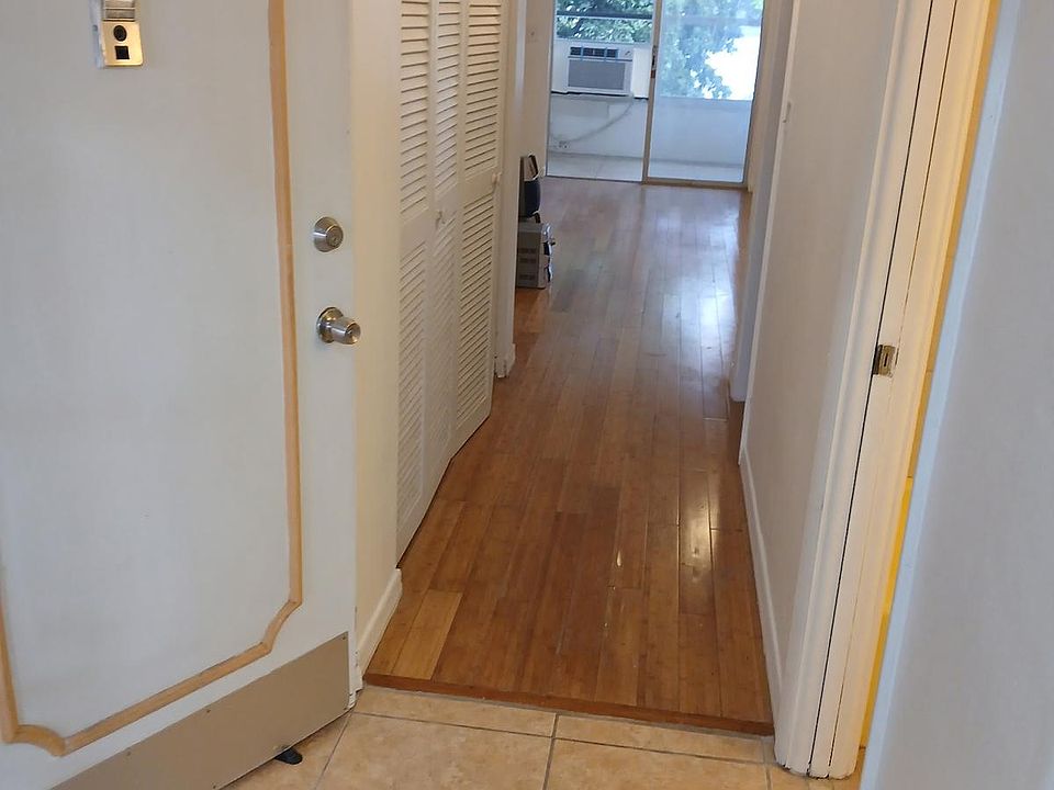 1st image of 18801 NE 2nd Ave APT 1017