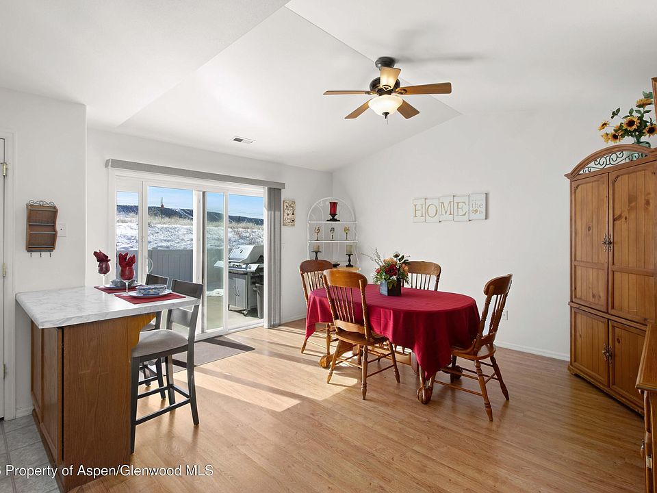 1st image of 256 Cliff View Cir