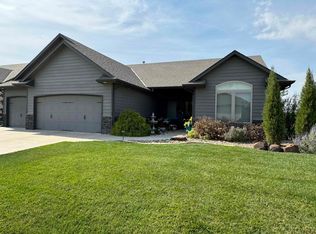 2101 Depot Cir, Newton, KS 67114