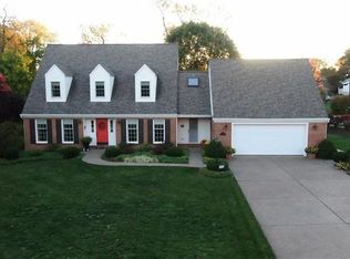 4733 Hidden Pond Dr, Allison Park, PA 15101