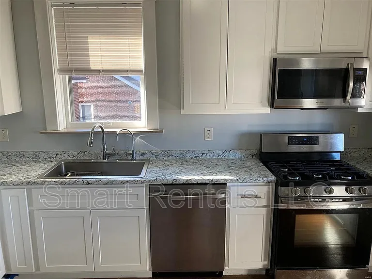 4953 Sutherland Ave #2F — Photo 6