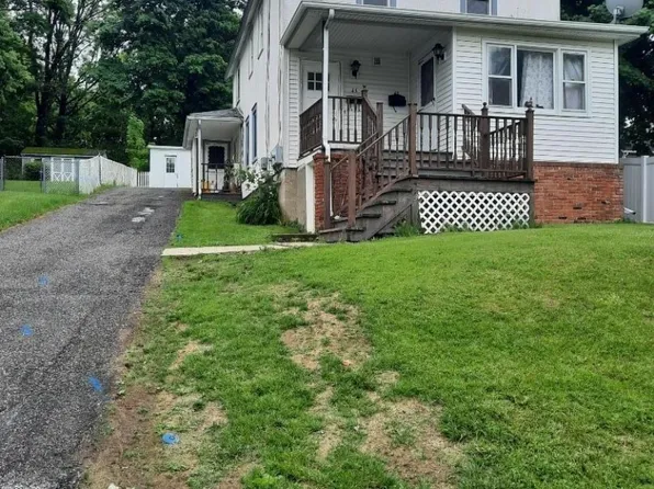 45 Sussex St, Newton, NJ 07860