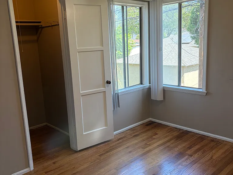 5365 E Greenmeadow Rd #5365 — Photo 9