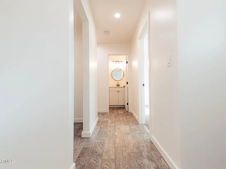 1619 S 15th Ave — Photo 11