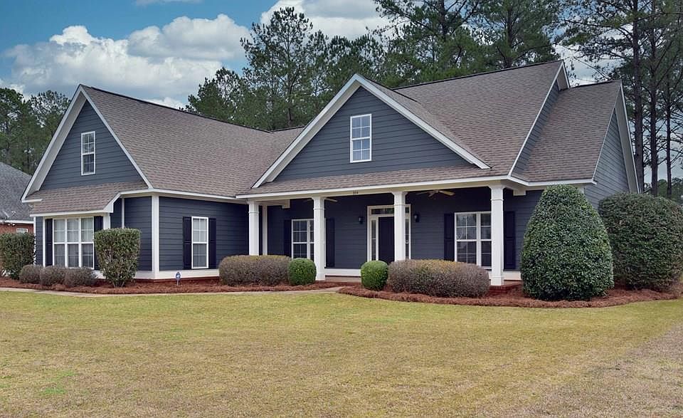 1st image of 304 Willow Lake Dr