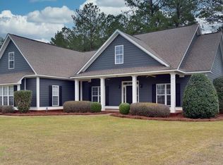 304 Willow Lake Dr, Leesburg, GA 31763