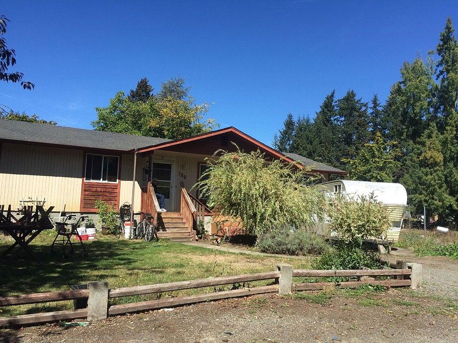 1st image of 120 Shirley Ave