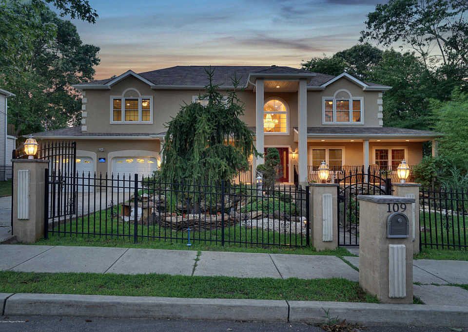1st image of 109 Shady Lane Dr