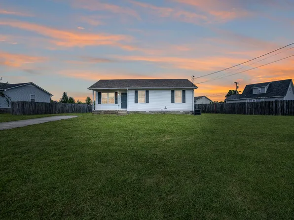 502 Potomac Dr, Oak Grove, KY 42262