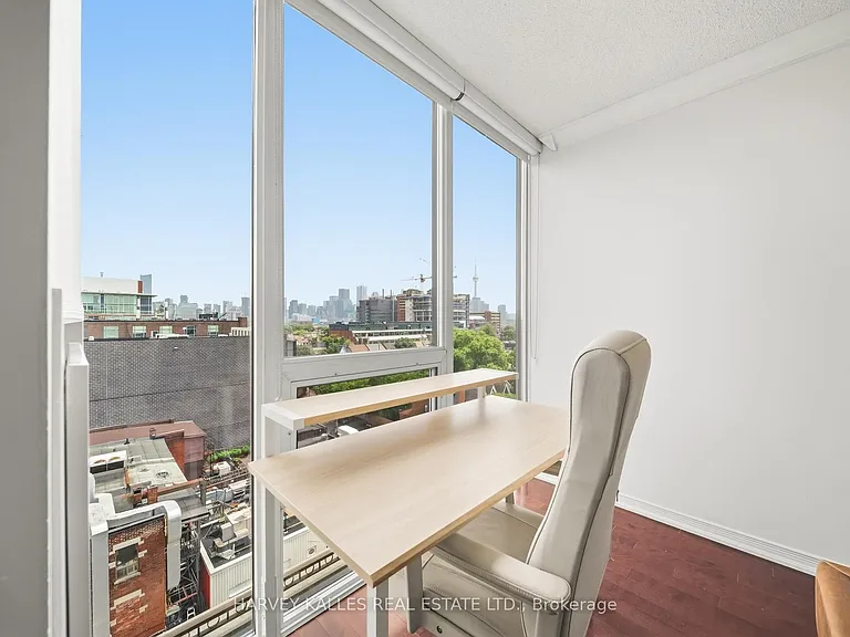 308 Palmerston Ave #Penthouse 14 — Photo 24