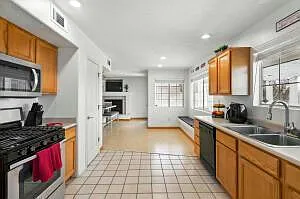 4520 Ambrose Alday Loop SE — Photo 9