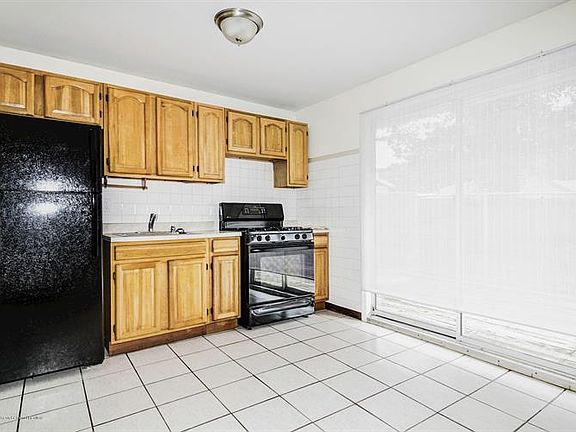 4th image of 539 Sica Ln