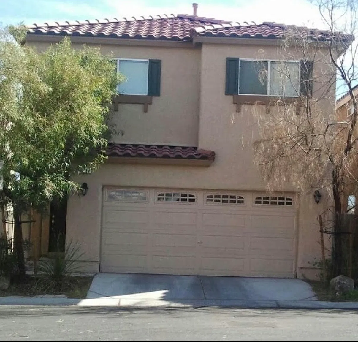 4 bed, 2.5 bath, 1550 sqft, $2,000 — Photo 1