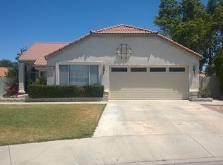 2240 Snapdragon Ct, Hemet, CA 92545