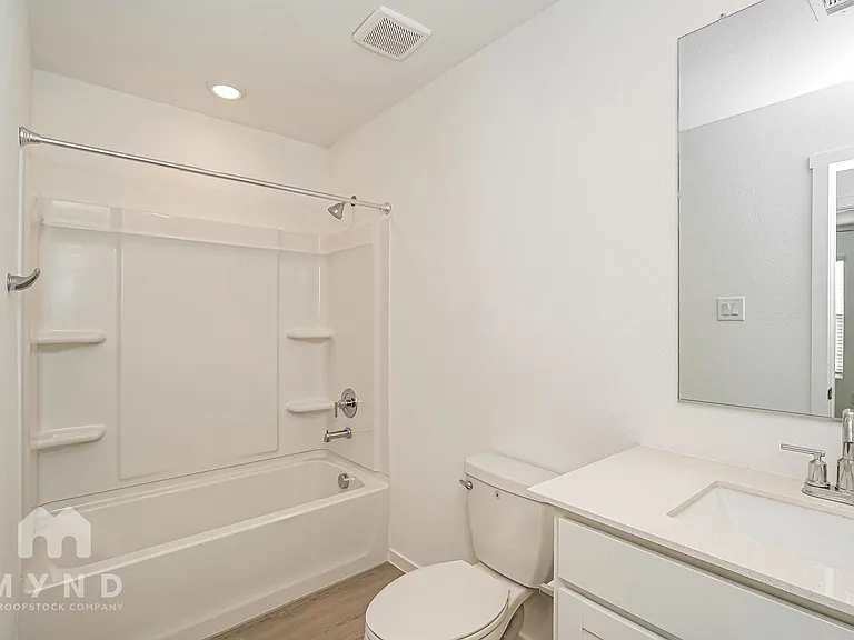 30 West Luxury Rental Homes — Photo 183