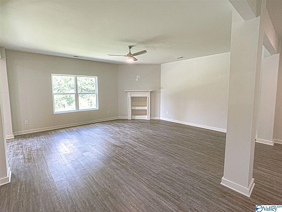 5th image of 119 Chesire Cove Ln
