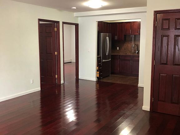 2nd image of 13831 58th Ave Fl 3