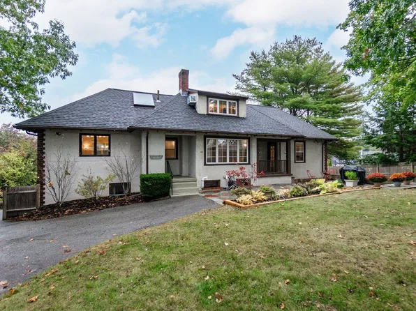 384 Winthrop St, Medford, MA 02155