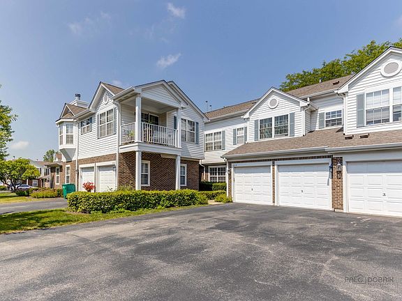 2nd image of 644 Portage Ct