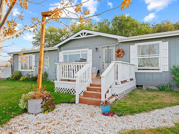 3rd image of 1521 Cutler Way