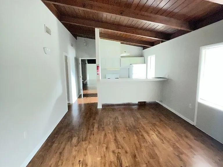 242 Georgia Ave #8 — Photo 3