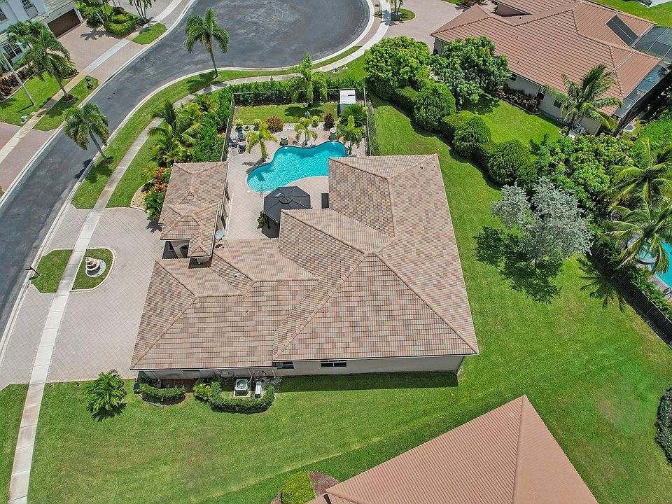 1st image of 2933 E Fontana Ct