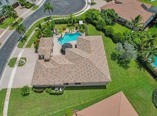 2933 E Fontana Ct, Royal Palm Beach, FL 33411
