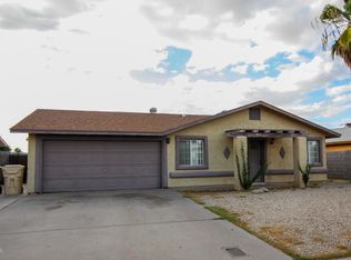 5608 N 70th Ave, Glendale, AZ 85303
