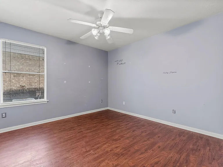 30218 Deleon Fields Dr — Photo 35