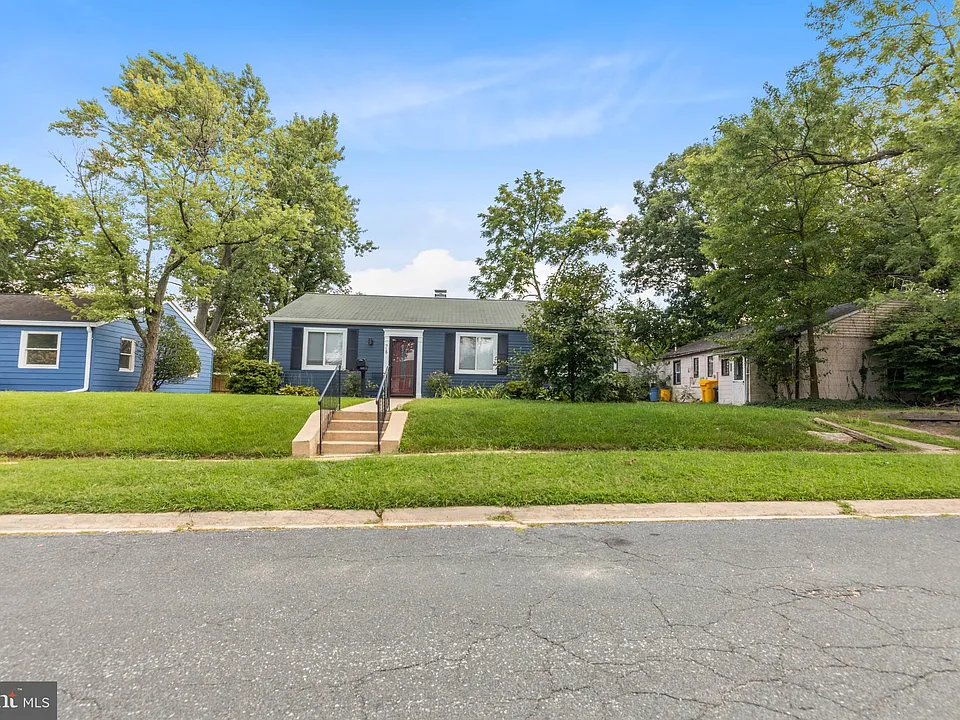 719 Cotter Rd