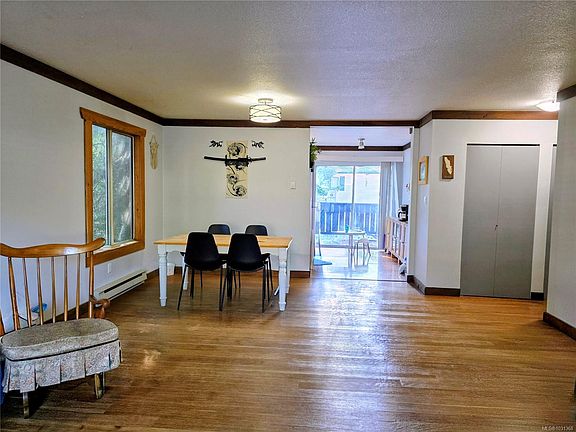 4th image of 236 Grants Lake Rd