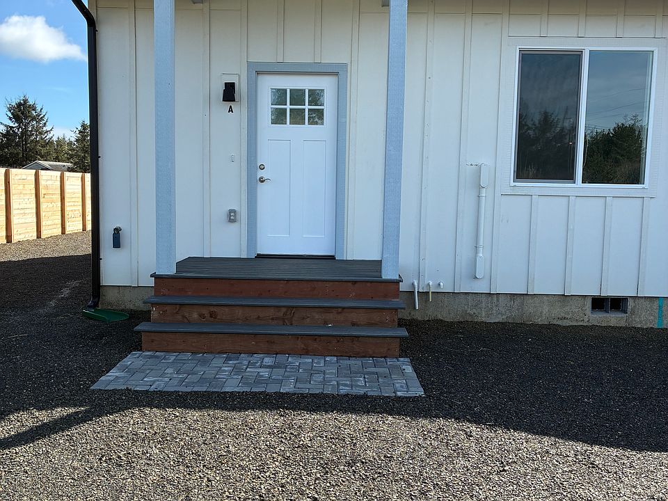 1st image of 697 A Sunset Ave NE #A