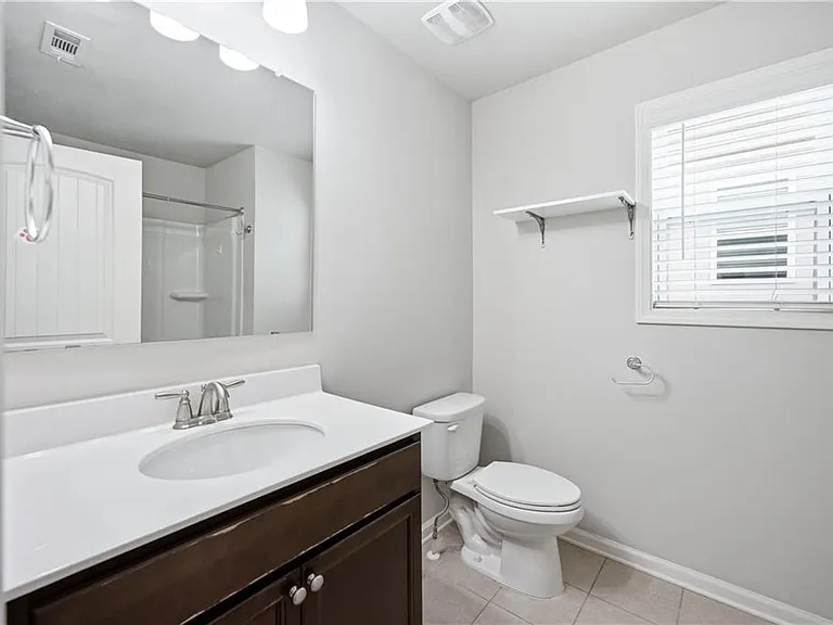 2053 Hamilton Lake Pkwy — Photo 25