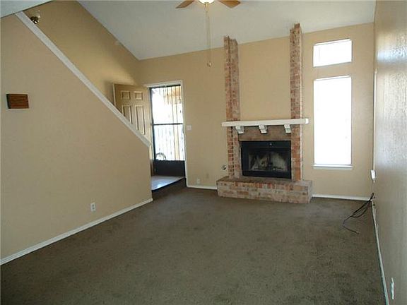 3rd image of 10908 Dizzy Dean Pl