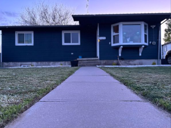 925 G Ave