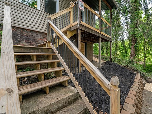 2nd image of 44 Edgehill St
