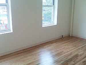 2nd image of 514 W 211th St APT 1A