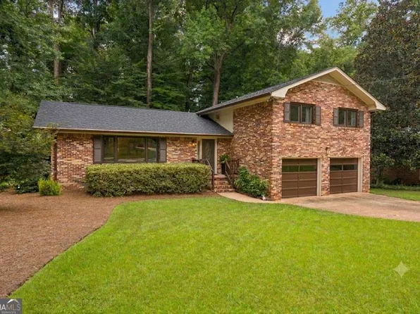 2975 Pine Orchard Dr, Tucker, GA 30084