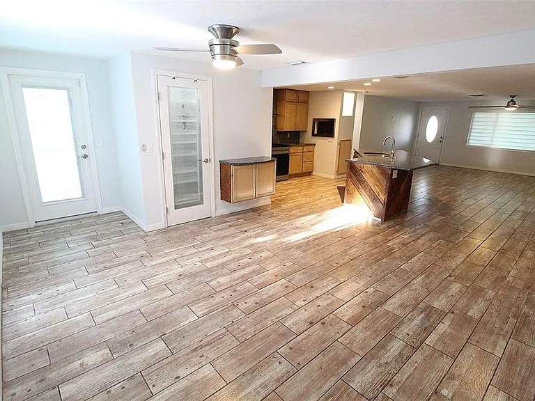 5521 Yorkshire Way — Photo 16