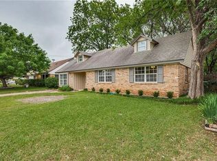 630 Cambridge Dr, Irving, TX 75061