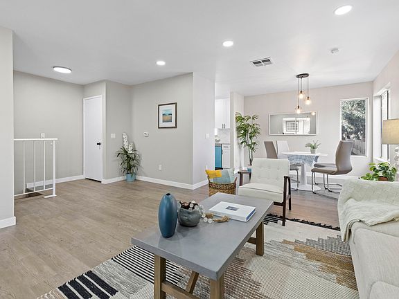 4th image of 11150 Glenoaks Blvd Unit 139
