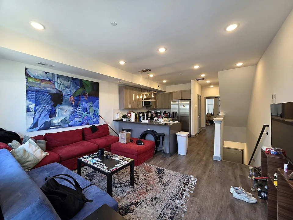417 W Berks St #2