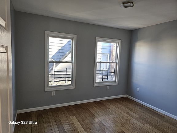 5th image of 251 Pomona Ave Floor 2