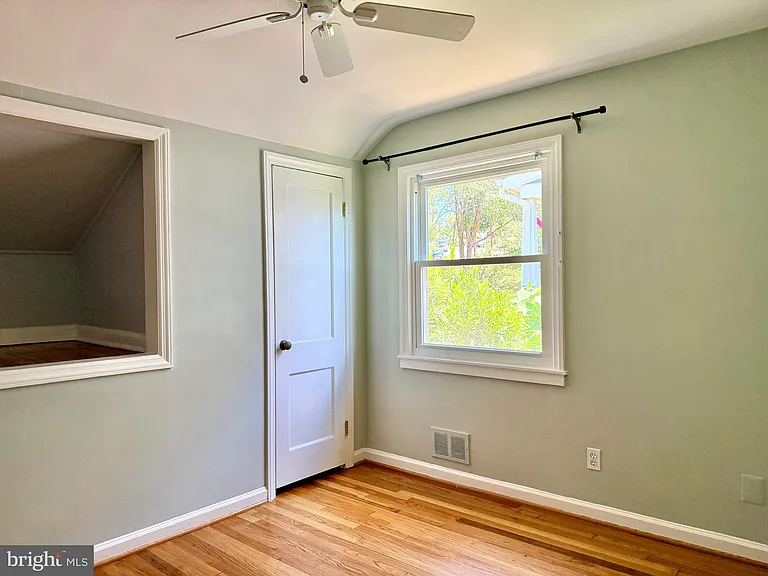 3001 S Grant St — Photo 22