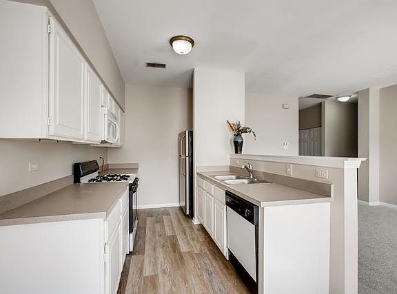 4th image of 66 Heather Glen Dr #66